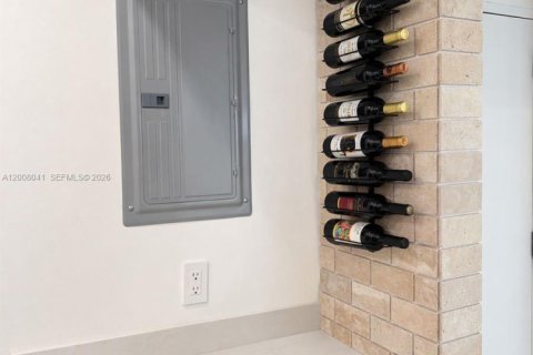 Copropriété à louer à Aventura, Floride: 2 chambres, 94.95 m2 № 2072472 - photo 3
