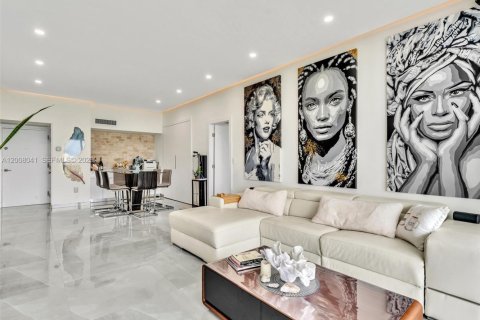 Copropriété à louer à Aventura, Floride: 2 chambres, 94.95 m2 № 2072472 - photo 21