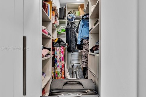 Copropriété à louer à Aventura, Floride: 2 chambres, 94.95 m2 № 2072472 - photo 14
