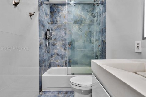 Copropriété à louer à Aventura, Floride: 2 chambres, 94.95 m2 № 2072472 - photo 30