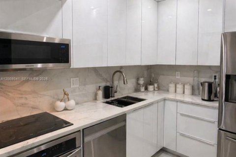Copropriété à louer à Aventura, Floride: 2 chambres, 94.95 m2 № 2072472 - photo 2
