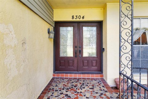 House in Tampa, Florida 3 bedrooms, 180.23 sq.m. № 1886869 - photo 7