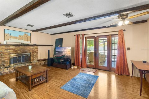House in Tampa, Florida 3 bedrooms, 180.23 sq.m. № 1886869 - photo 15