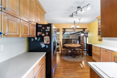 House in Tampa, Florida 3 bedrooms, 180.23 sq.m. № 1886869 - photo 10