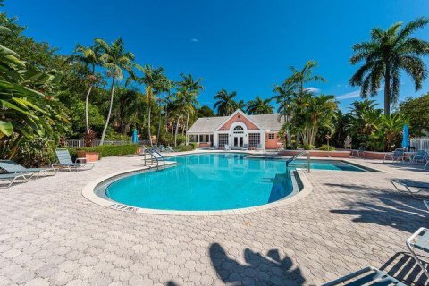 Condominio en alquiler en Delray Beach, Florida, 2 dormitorios, 88.07 m2 № 890269 - foto 1