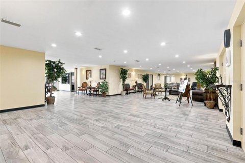 Immobilier commercial à vendre à Jacksonville, Floride: 2753.44 m2 № 2355961 - photo 11