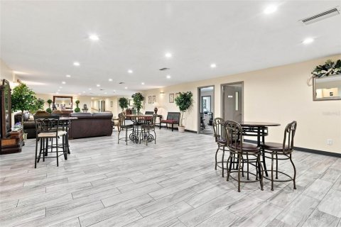 Immobilier commercial à vendre à Jacksonville, Floride: 2753.44 m2 № 2355961 - photo 10