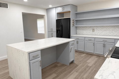 Villa ou maison à vendre à North Miami, Floride: 2 chambres, 111.39 m2 № 2404322 - photo 6