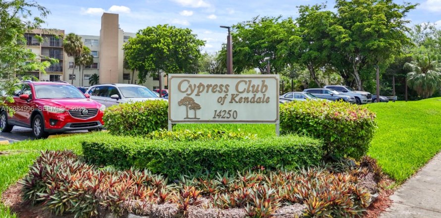 Condo à Miami, Floride, 2 chambres  № 2378431