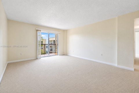 Copropriété à vendre à Miami, Floride: 2 chambres, 94.76 m2 № 2378431 - photo 11