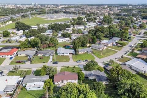 Villa ou maison à vendre à Orlando, Floride: 3 chambres, 156.08 m2 № 2149965 - photo 8