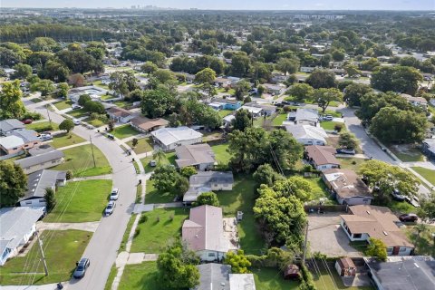 Villa ou maison à vendre à Orlando, Floride: 3 chambres, 156.08 m2 № 2149965 - photo 6