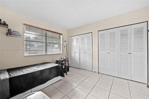 Condo in Miami, Florida, 2 bedrooms  № 1749141 - photo 22