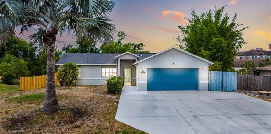 Casa en Fort Myers, Florida 3 dormitorios, 113.71 m2 № 1675920