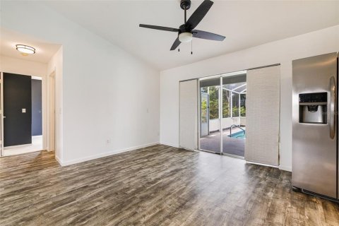 Casa en venta en Fort Myers, Florida, 3 dormitorios, 113.71 m2 № 1675920 - foto 12