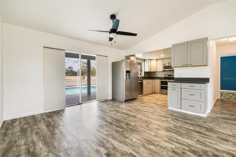 Casa en venta en Fort Myers, Florida, 3 dormitorios, 113.71 m2 № 1675920 - foto 13