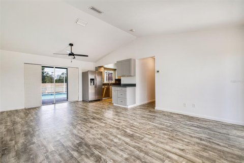 Casa en venta en Fort Myers, Florida, 3 dormitorios, 113.71 m2 № 1675920 - foto 4