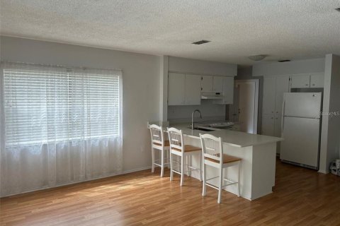 House in Spring Hill, Florida 2 bedrooms, 120.31 sq.m. № 1906451 - photo 4