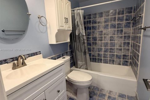 Снять в аренду кондоминиум в Форт-Лодердейл, Флорида 1 спальня, 60.39м2, № 2065835 - фото 14