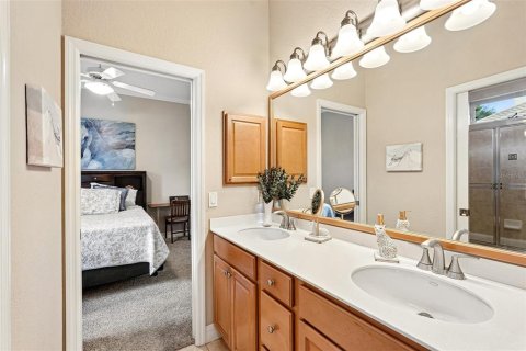 House in Bradenton, Florida 4 bedrooms, 272.11 sq.m. № 2215691 - photo 29