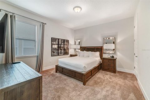 Casa en venta en Kissimmee, Florida, 5 dormitorios, 238.76 m2 № 1582669 - foto 6