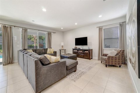 Casa en venta en Kissimmee, Florida, 5 dormitorios, 238.76 m2 № 1582669 - foto 9
