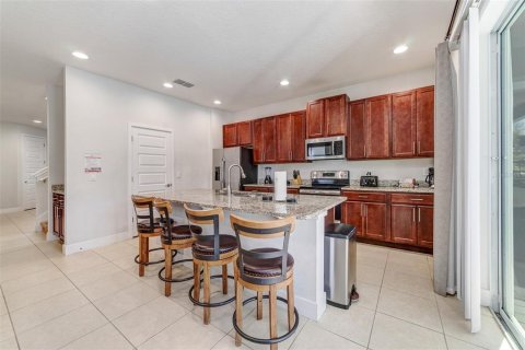 Casa en venta en Kissimmee, Florida, 5 dormitorios, 238.76 m2 № 1582669 - foto 12