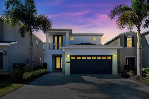 Casa en venta en Kissimmee, Florida, 5 dormitorios, 238.76 m2 № 1582669 - foto 3