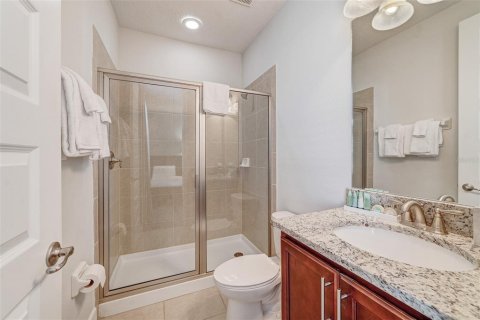 Casa en venta en Kissimmee, Florida, 5 dormitorios, 238.76 m2 № 1582669 - foto 19