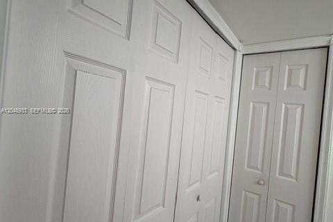 Copropriété à vendre à Sunny Isles Beach, Floride: 2 chambres, 126.07 m2 № 2241329 - photo 12
