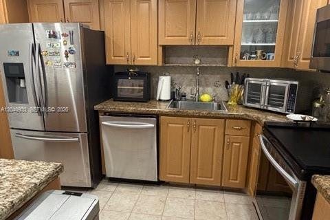 Copropriété à vendre à Sunny Isles Beach, Floride: 2 chambres, 126.07 m2 № 2241329 - photo 7