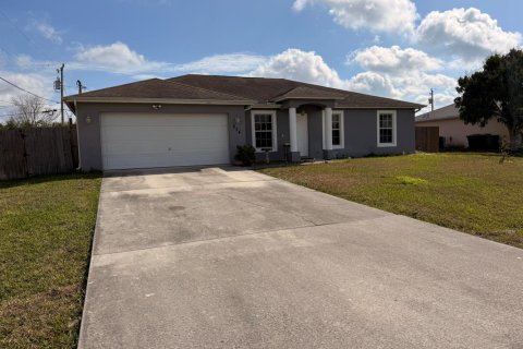 Casa en Port St. Lucie, Florida 3 dormitorios, 145.11 m2 № 2271703