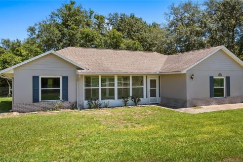 House in Clermont, Florida 4 bedrooms, 184.41 sq.m. № 2167471