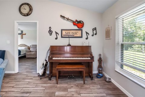 House in Clermont, Florida 4 bedrooms, 184.41 sq.m. № 2167471 - photo 15