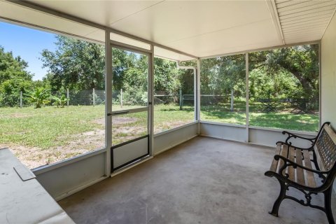 House in Clermont, Florida 4 bedrooms, 184.41 sq.m. № 2167471 - photo 22