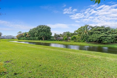 Condominio en alquiler en West Palm Beach, Florida, 2 dormitorios, 107.58 m2 № 2087932 - foto 24