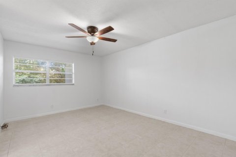 Condominio en alquiler en West Palm Beach, Florida, 2 dormitorios, 107.58 m2 № 2087932 - foto 6