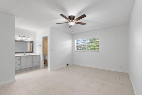 Condominio en alquiler en West Palm Beach, Florida, 2 dormitorios, 107.58 m2 № 2087932 - foto 8
