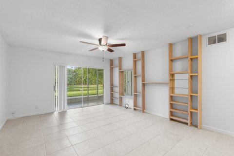 Condominio en alquiler en West Palm Beach, Florida, 2 dormitorios, 107.58 m2 № 2087932 - foto 4