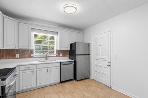 Condominio en alquiler en West Palm Beach, Florida, 2 dormitorios, 107.58 m2 № 2087932 - foto 10