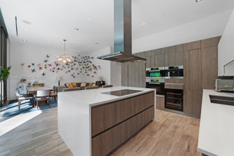 Casa en venta en Key Biscayne, Florida, 7 dormitorios, 465.25 m2 № 2000344 - foto 7