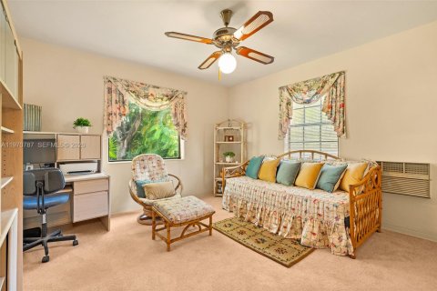 House in Miami, Florida 3 bedrooms, 172.98 sq.m. № 2031453 - photo 8