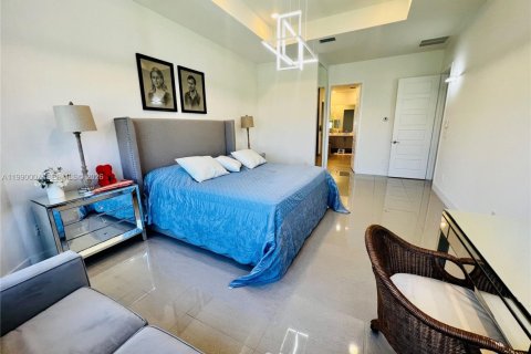 Купить виллу или дом в Паркленд, Флорида 6 спален, 429.39м2, № 2051855 - фото 21