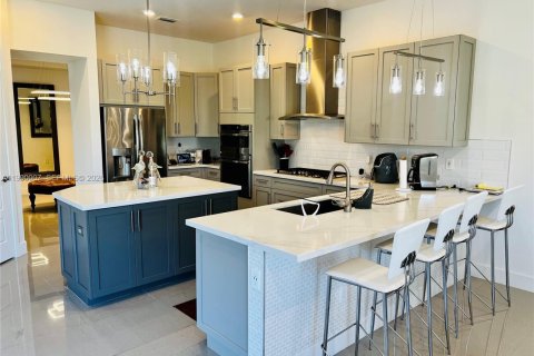 Купить виллу или дом в Паркленд, Флорида 6 спален, 429.39м2, № 2051855 - фото 14