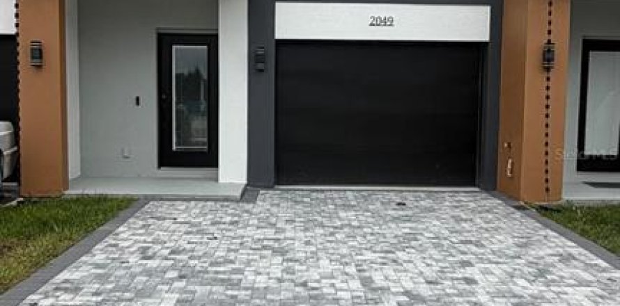 Touwnhouse à Davenport, Floride 3 chambres, 142.7 m2 № 2406802