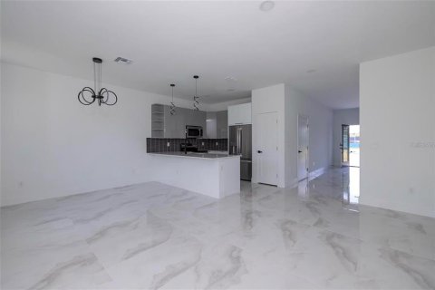 Touwnhouse à louer à Davenport, Floride: 3 chambres, 142.7 m2 № 2406802 - photo 10