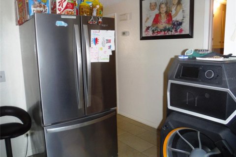 Commercial property in Largo, Florida 5 bedrooms, 159.61 sq.m. № 2386148 - photo 19