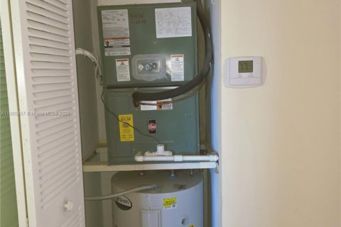 Купить кондоминиум в Лодердейл-Лейкс, Флорида 2 спальни, 96.99м2, № 1965779 - фото 22