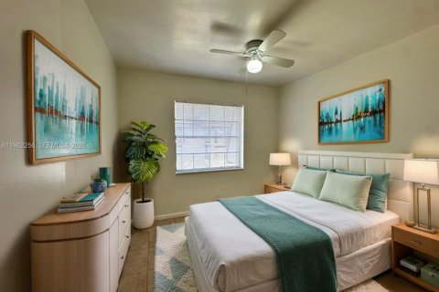 Condo in Sunrise, Florida, 3 bedrooms № 2024904 - photo 7