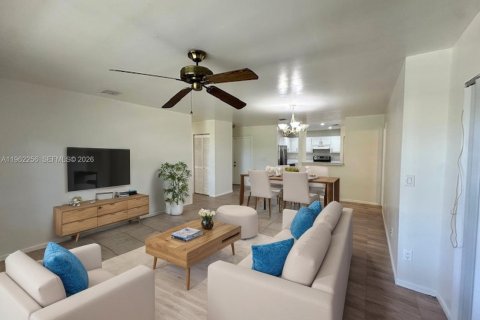 Condo in Sunrise, Florida, 3 bedrooms  № 2024904